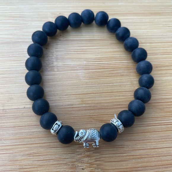 Hand Crafted Jewelry - Black Bead Stone Silver Elephant Charm Bracelet